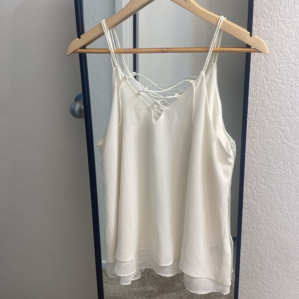 New- Papaya Cream Color Contrast Flowy Tank Blouse